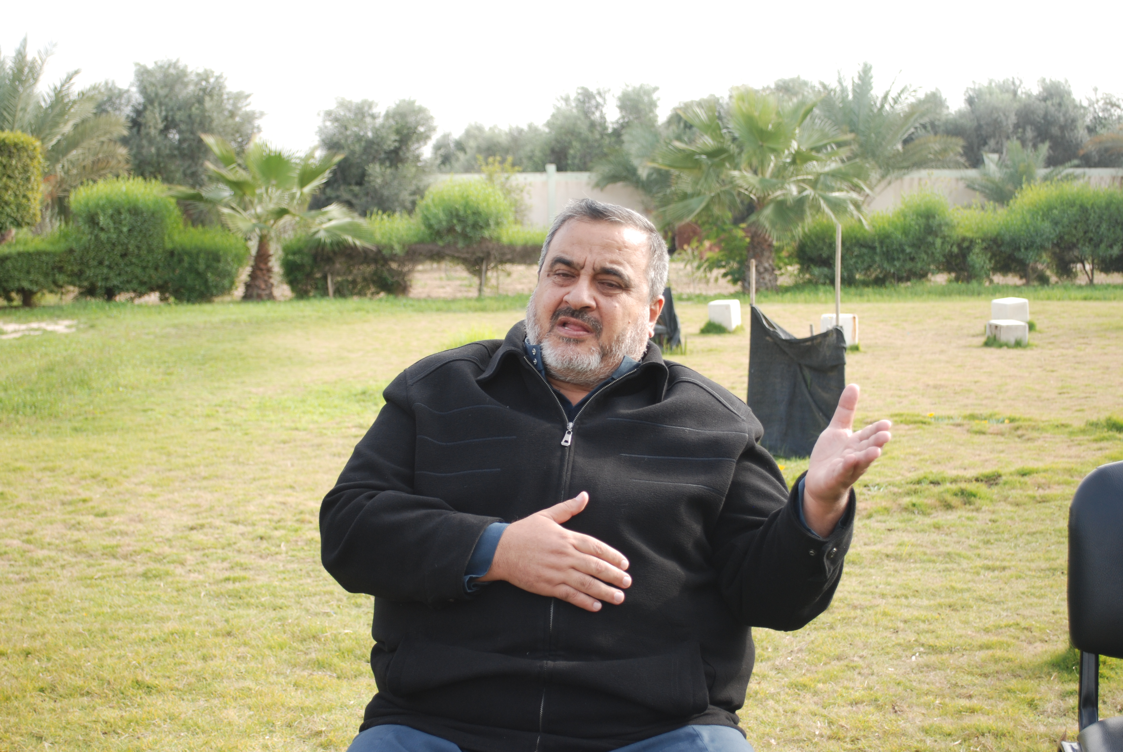 وفد من الكلية يقدم واجب العزاء لآل هنية بوفاة والدة الأستاذ الدكتور مازن هنية