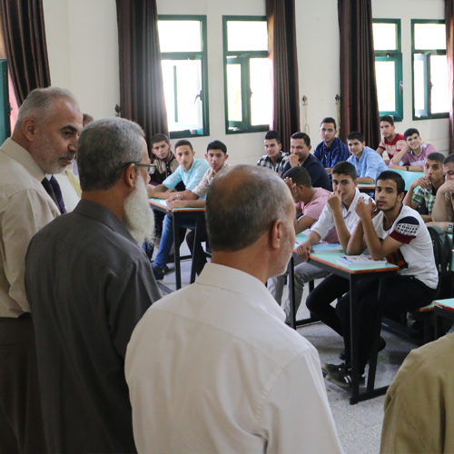 رئيس الجامعة الإسلامية أ.د. ناصر فرحات يزور فرع الجنوب