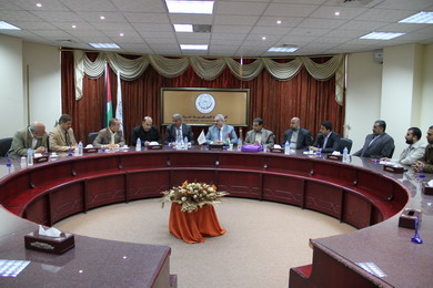الاتحاد الفلسطيني لكرة القدم يزور الجامعة وعمادة شئون الطلبة تنظم بطولة تنس الطاولة لطلبة كلية الطب