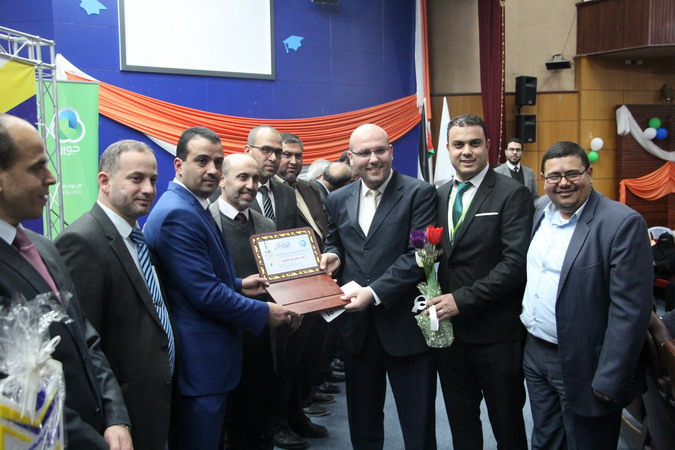 فوز الأستاذ وليد أبو شعبان بمسابقة المحاسب المتميز التي أطلقتها نقابة المحاسبين والمدققين الفلسطينية