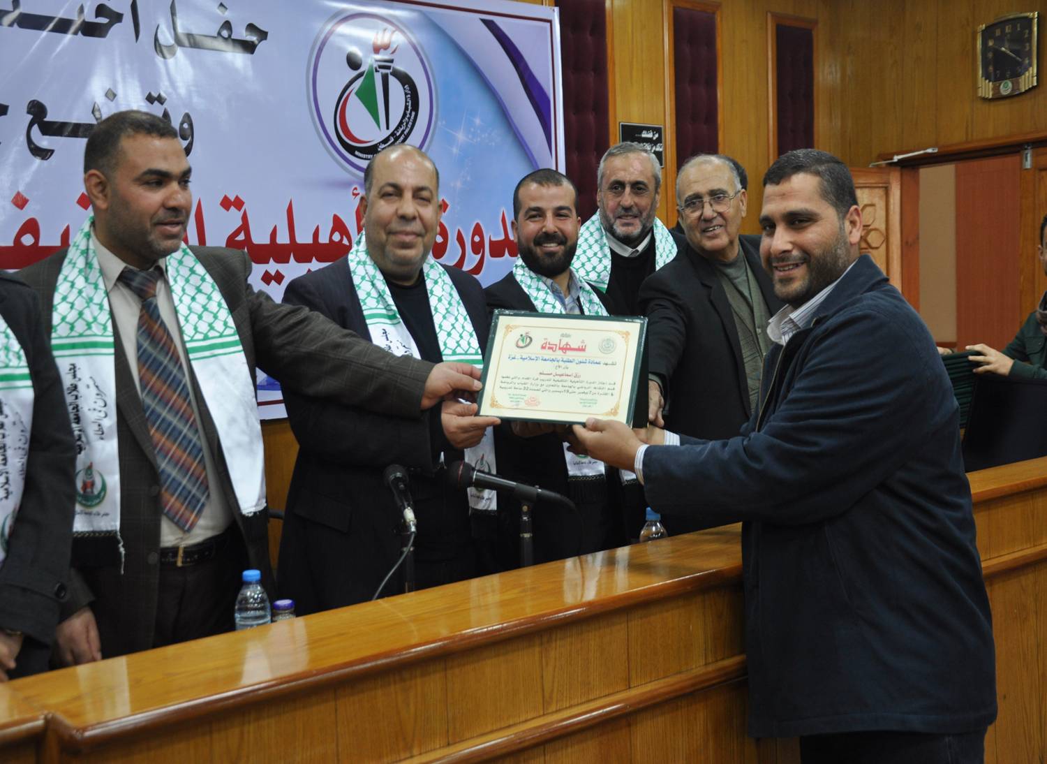 ختام الدورة التدريبية التاهيلية التثقيفية لتدريب كرة القدم