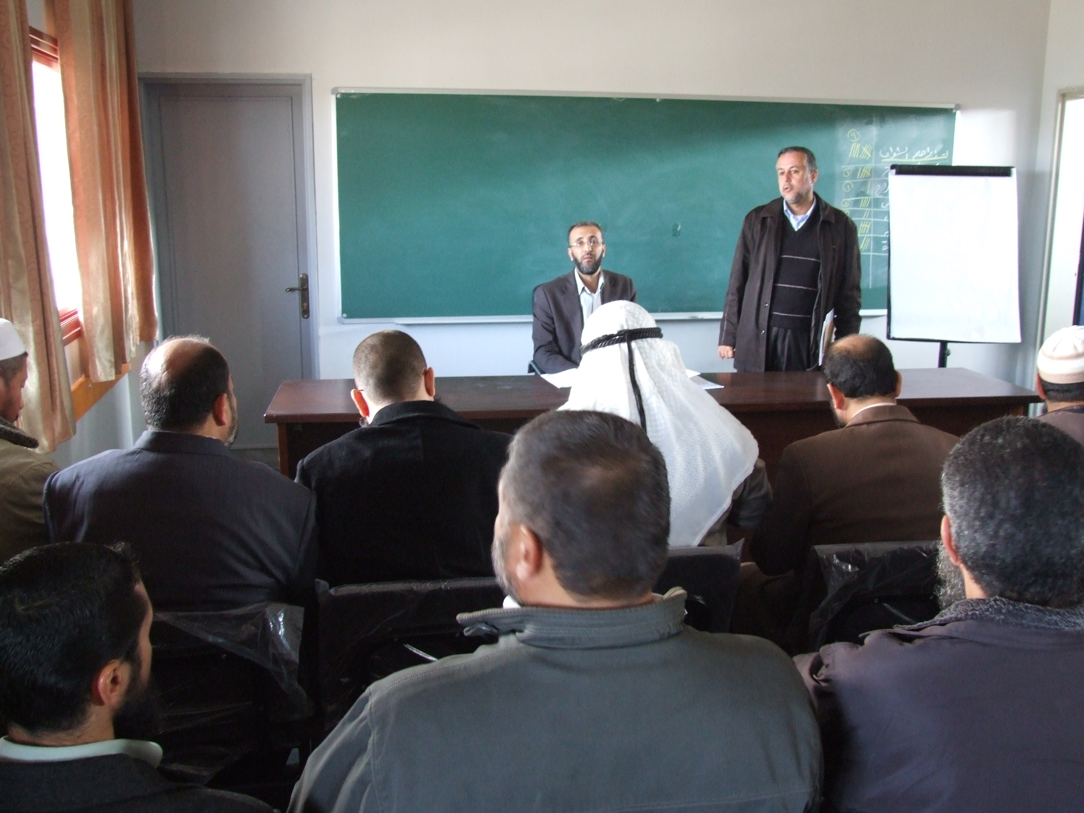 الكلية في فرع الجنوب تنظم دورة تدريبية لمعلمي الفرع الشرعي بالتربية والتعليم