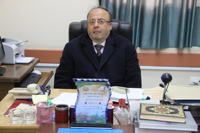IUG Professor Wins Renowned Ahmed Okasha Prize