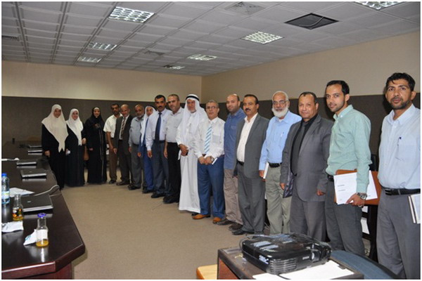 ورشة عمل بكلية التربية لتحديد أهم المشكلات التربوية التي تواجه الطالب المعلم