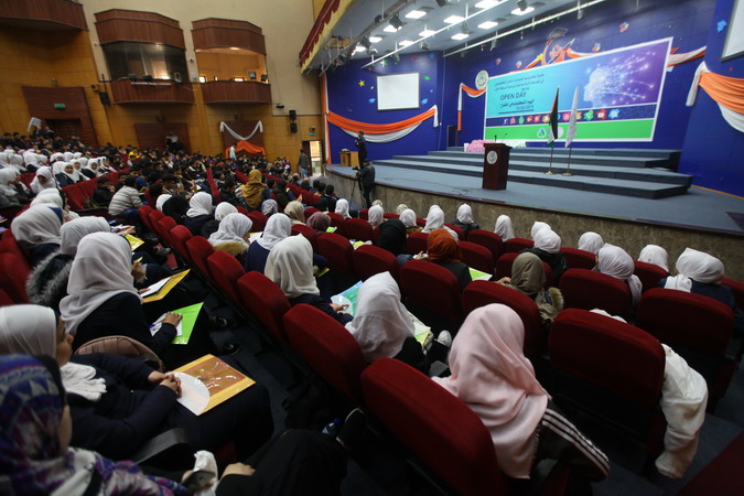 كلية تكنولوجيا المعلومات تعقد فعاليات اليوم التكنولوجي المفتوح 2019م