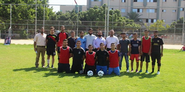 عمادة شئون الطلبة تفتتح بطولتي”الوفاء للأسرى” لكرة القدم والشطرنج