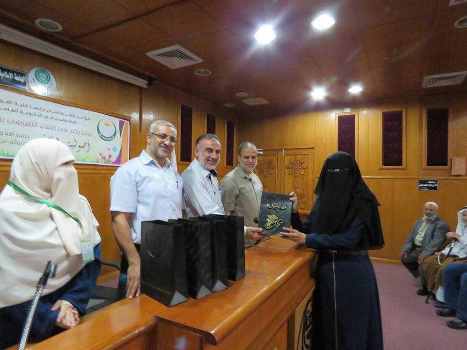 استضافت كلية أصول الدين والنادي الدعوي كوكبة متميزة من الطالبات الناجحات في الثانوية العامة