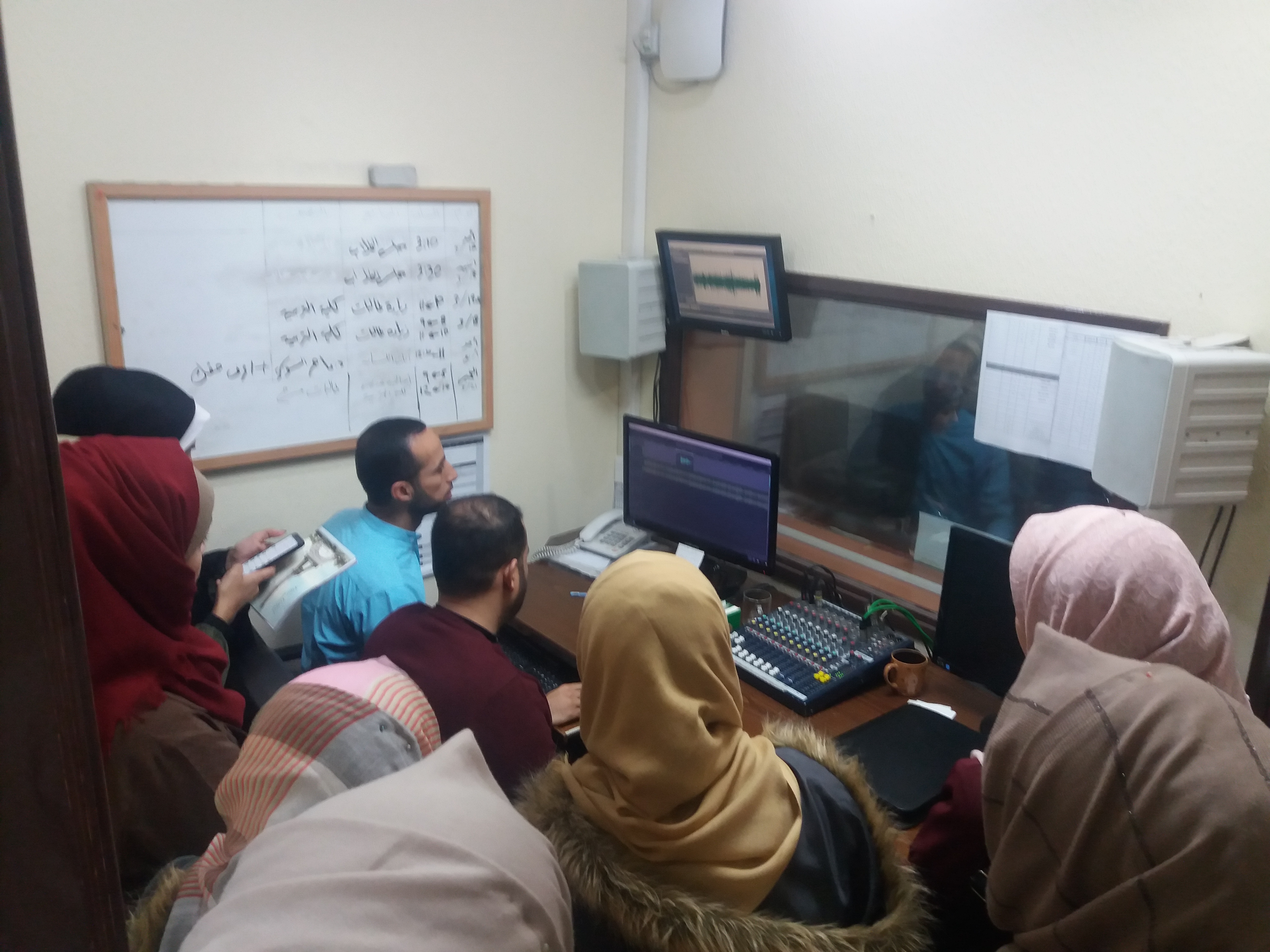 زيارة إلى إذاعة القران الكريم الجامعة الاسلامية
