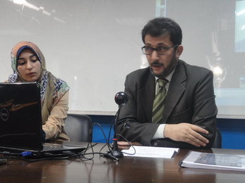 كلية العلوم الصحية تستضيف أكاديمي من جامعة بريستول البريطانية في محاضرة حول دور الخلايا الجذعية في علاج أمراض الغضاريف