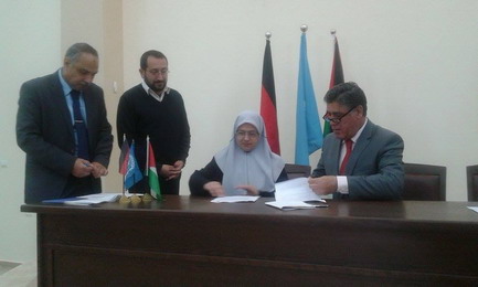 IWAN Starts Renovation of Two Homes in Gaza city