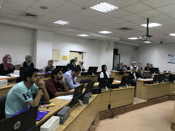مركز “إيوان” يفتتح دورة تدريبية دولية بالشراكة مع برنامج القدس لإعمار البلدات القديمة في مؤسسة “التعاون”
