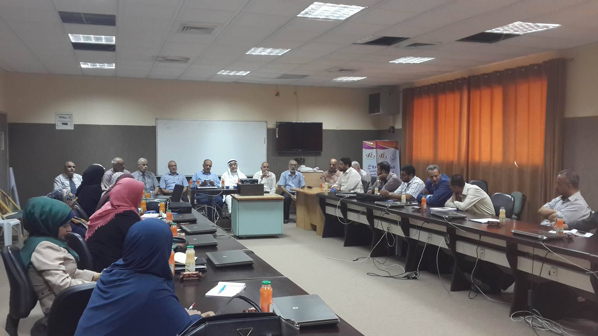 لقاء ترحيبي لطلبة الدكتوراه الملتحقين ببرنامج الدكتوراه في قسم المناهج وطرق التدريس