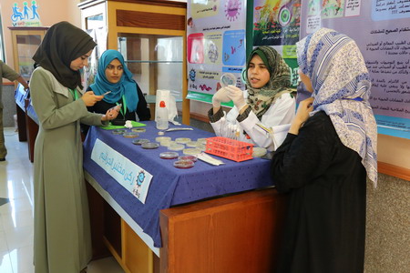Faculty of Health Sciences, at IUG, Opens an Exhibition