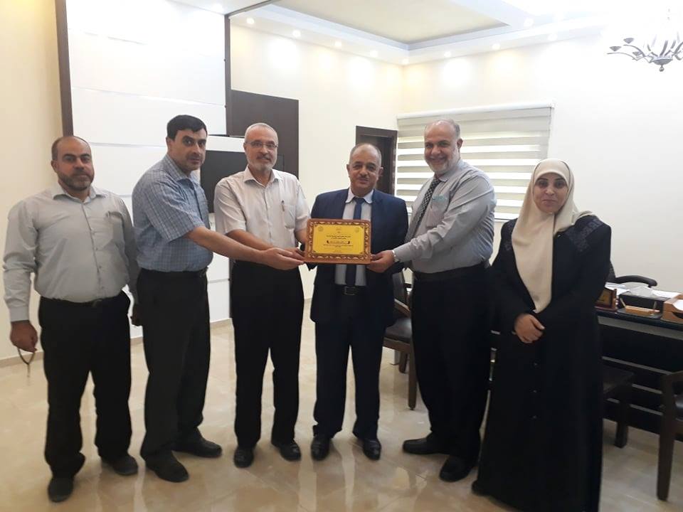 قام وفد من مجلس كلية التربية بزيارة جامعة فلسطين بمدينة الزهراء،