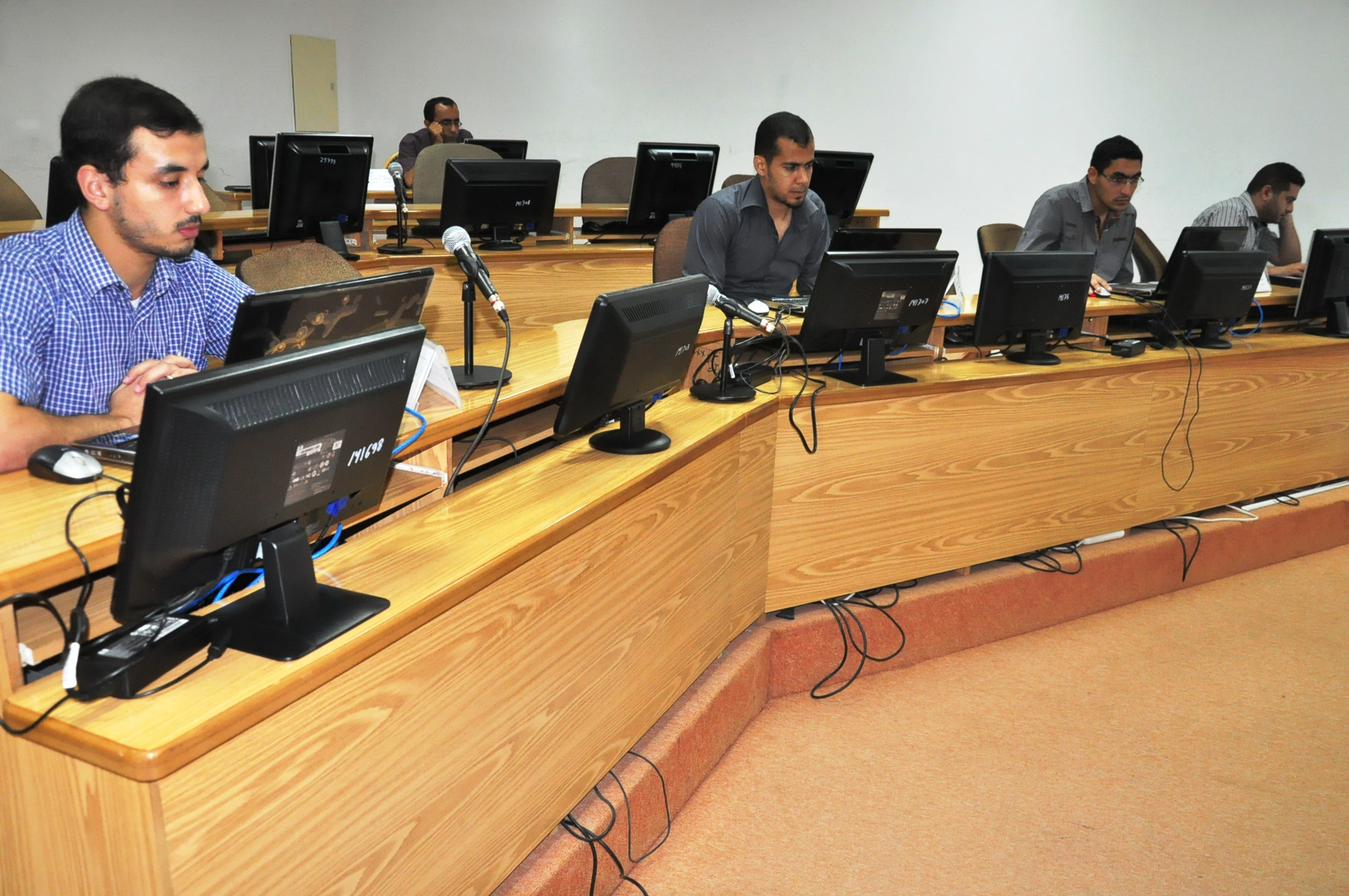 كلية الطب تستضيف امتحان المؤسسة الدولية للامتحانات الطبية