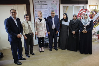 IUG Receives Norwegian Aid Committee Representative in Palestine