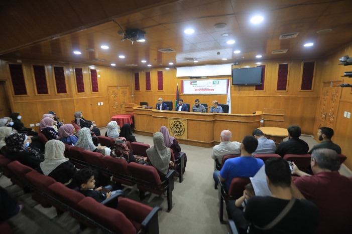 الجامعة تحتفل بتحرير 162 شهادة من خريجيها