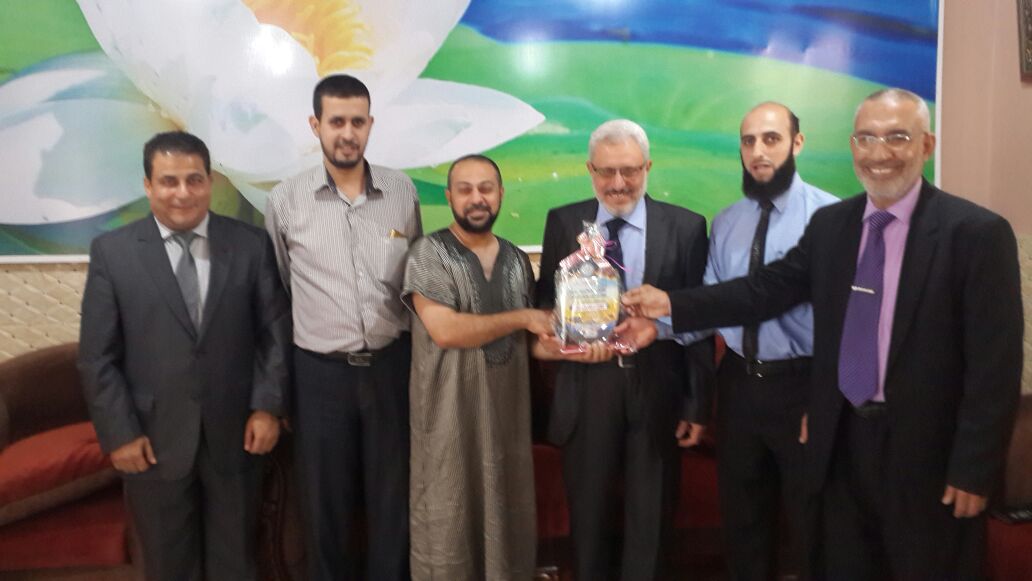 الكلية تهنئ أعضاء الهيئة التدريسية الذين أدوا فريضة الحج
