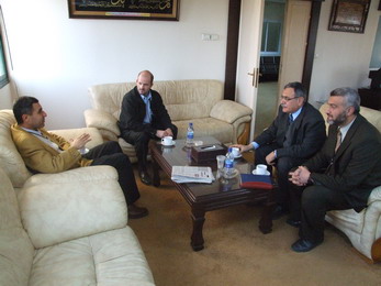 AMIDEAST Country Director Visits IUG