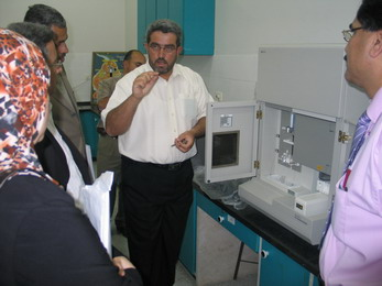 A Delegation from International Bank& Higher Education Ministry Visits IUG