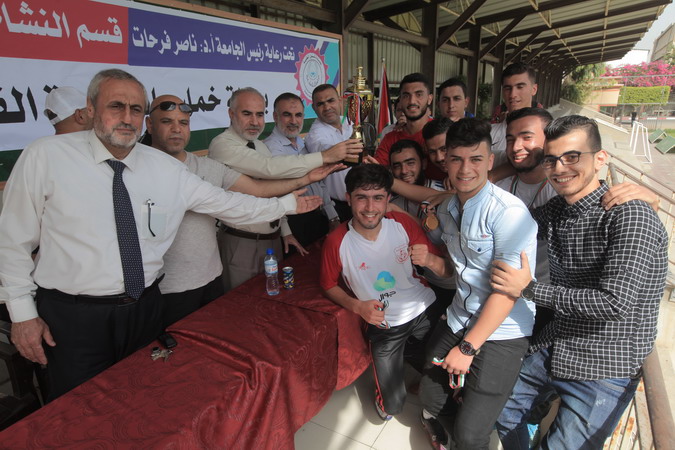 فريق الشهيد مازن فقها بطلاً لبطولة الجامعة الإسلامية لخماسيات كرة القدم