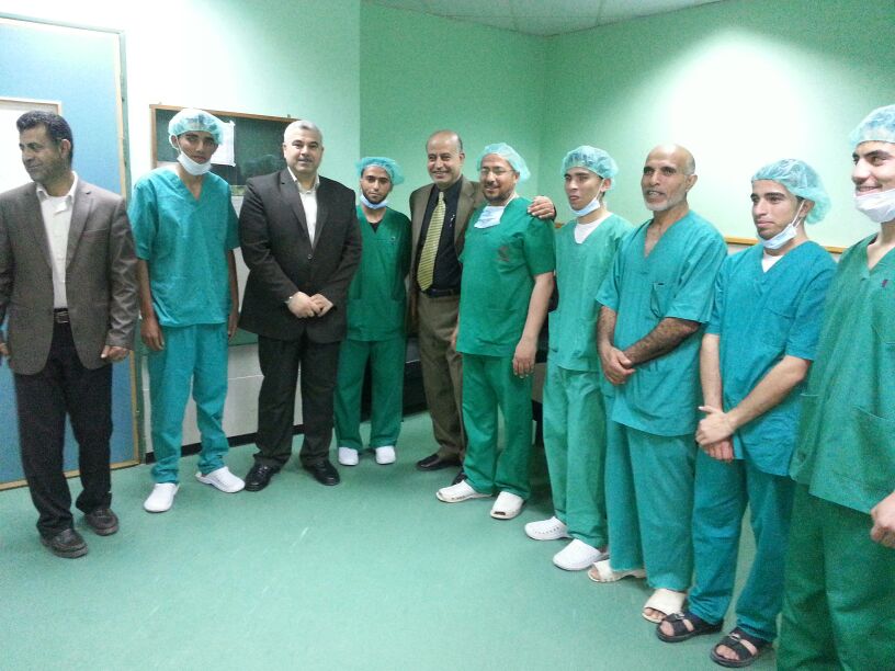 عمادة كلية التمريض تنظم جولة ميدانية تفقدية لطلبة التدريب الميداني في المحافظات الوسطى والجنوبية