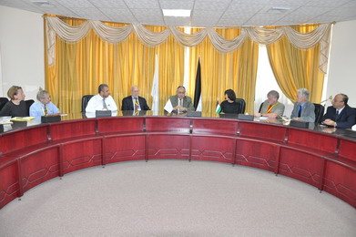 A Delegation from Physicians for Social Responsibility Visits IUG