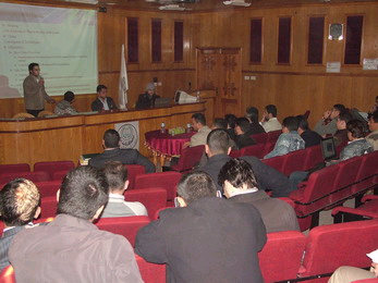 Engineering and IT Faculties Discuss Graduates’ Projects