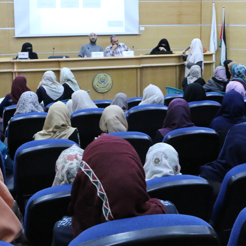 وحدة الأنشطة اللامنهجية تعقد مسابقة ثقافية بين طالبات الفرع