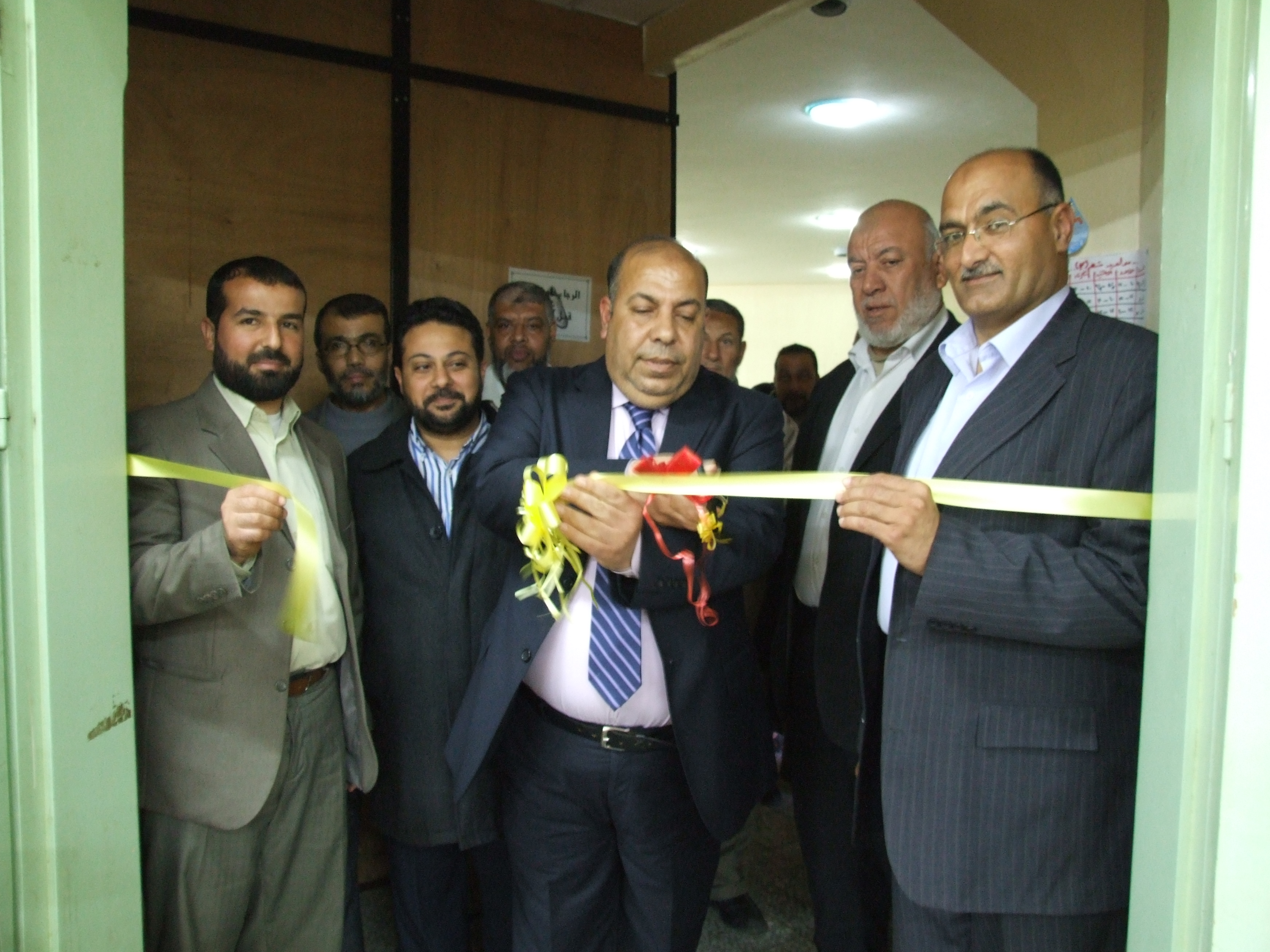 بمشاركة عميد شئون الطلبة الأستاذ الدكتور  كمال غنيم افتتاح الصالة الرياضية بفرع الجامعة الإسلامية في الجنوب