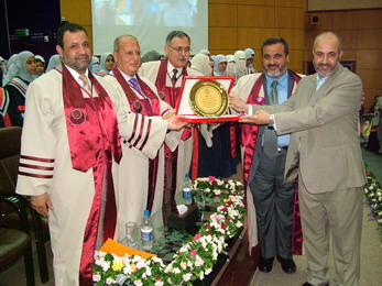 IUG Celebrates the Graduation of a New Class