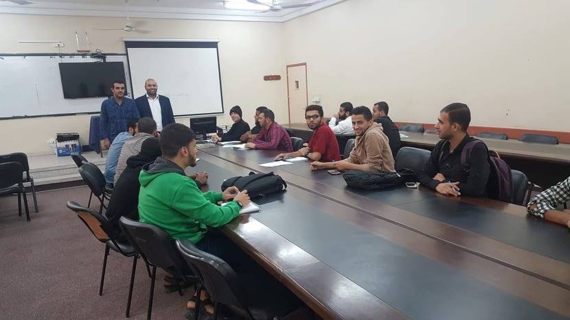 لقاء تربوي خاص بالطلاب بعنوان “صياغة الأهداف السلوكية