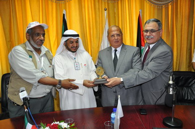 A Kuwaiti Delegation Visits IUG and Opens an Electrical Equipments Lab