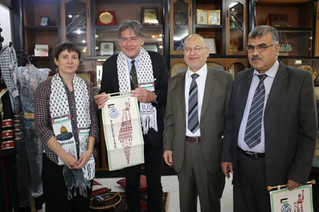 Head of APPEAR Programme Visits IUG