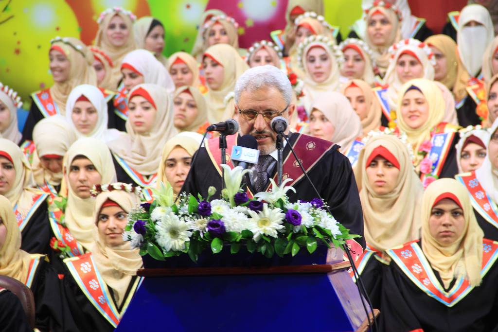 الكلية تشارك في تخريج فوج فلسطين الـ34