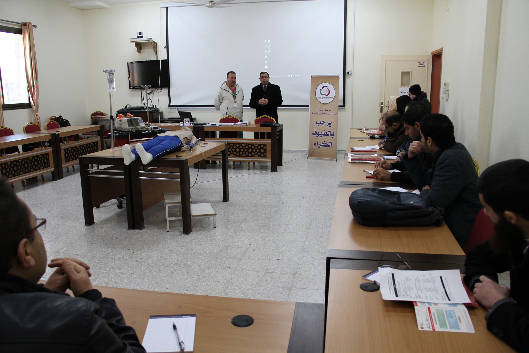 “Hayat” Center in IUG hosts a delegation from “Juzoor” foundation
