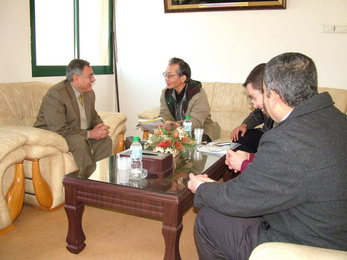 Japanese Professor Visits IUG