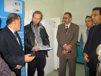 Islamic Relief Director in the Middle East Visits IUG