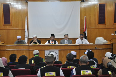 A Malaysian Delegation Visits IUG